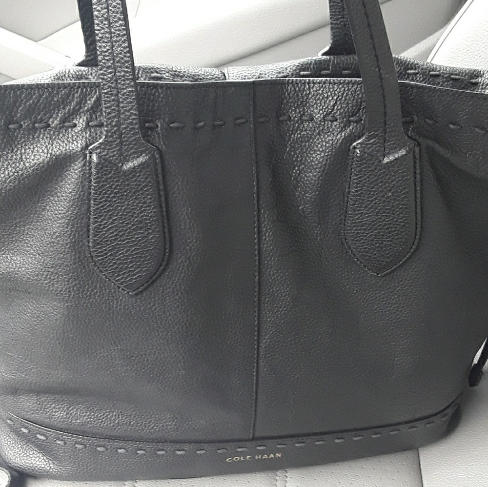 Cole Hahn gently used tote purse...beautiful!!